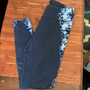 Alo side print legging